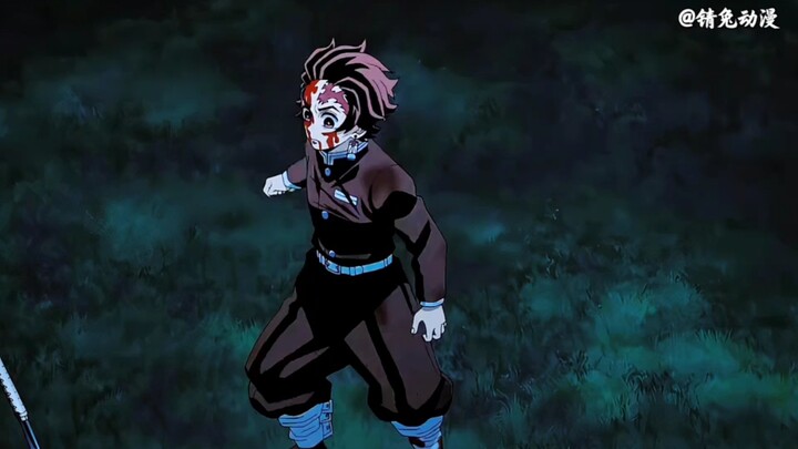 Iron Tomb knocked out a Titan with a single punch—haha!