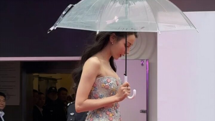 งานฉงชิ่งของ Dilmurat Dilraba
