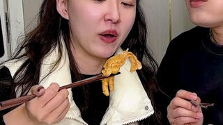 #Ceker Ayam Tanpa Tulang Rasa Lemon  Coba tebak siapa aku? #Rekomendasi Camilan