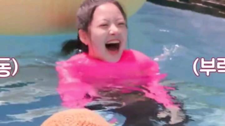 221128【ตัดต่อ】เด็กน้อยบ้านไหนช่างร่าเริงน่าเอ็นดูขนาดนี้? ที่แท้ก็ลูกฉันเอง\^O^/