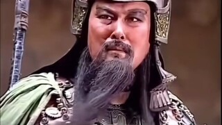 Quan Vũ gọi mọi người là "người thường, chuẩn bị chết đi" ngoại trừ Trương Liêu, người mà ông gọi là