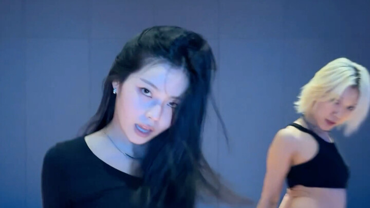 【KKYUroove】แรงกระแทกสุดฟิน…จังหวะพอดีแบบเนียนๆ 🫣 ท่าเต้นรสชาติโดย Maain | NMIXX KYUJIN