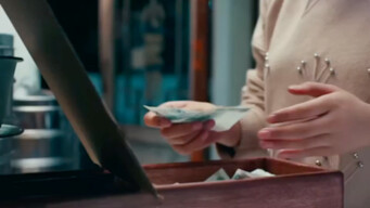 Có một loại cảm động mang tên sự tin tưởng: “Em chính là nơi xa xăm.”