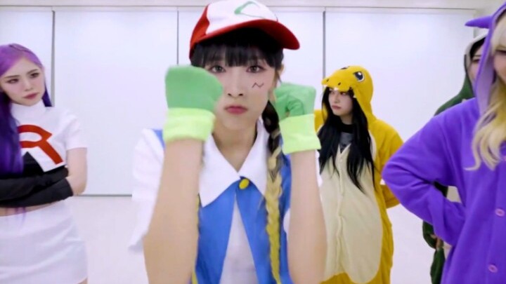 So cute! Choi Ye Na Pokémon Cosplay Smartphone Practice Room