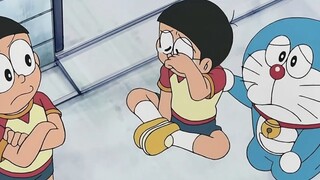 You'd never guess that Nobita and Doraemon have actually entered an upside-down world. The more usel