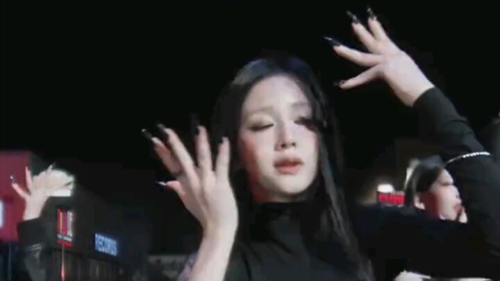 ‘MOON’ PV Focus Cut #1