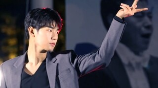 [Park Seo-han] Tiền bối, anh nóng bỏng quá｜Direct shot 190506 Rain