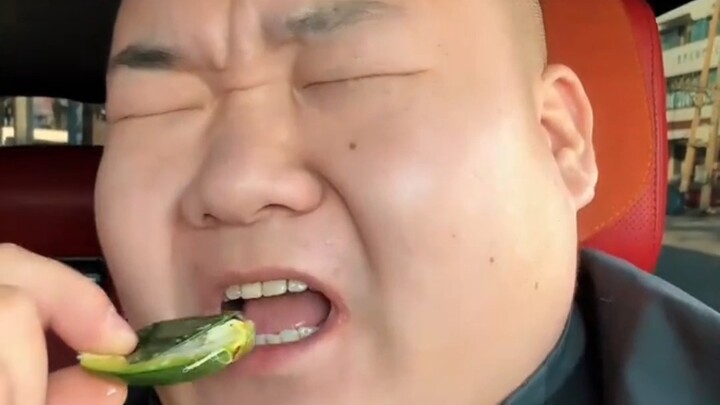 Big Fruit TV’s 9-Minute Theatrical Edition of Eating Pure Ice — If You Haven’t Tried It, Quit Now