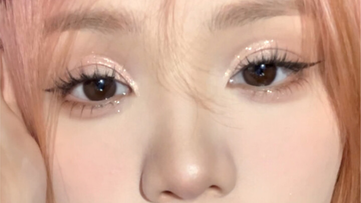 Easy-to-try pink cut crease makeup～