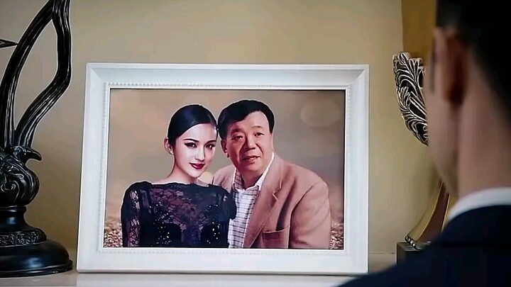 Đối với những quan chức tham nhũng, nhất định phải dùng biện pháp cứng rắn!