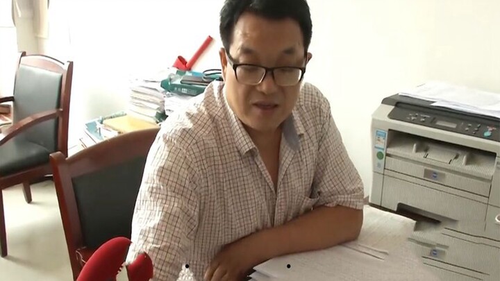 เด็กหญิงเรียนไม่เก่ง ถูกครูประจำชั้นด่าต่อหน้าเพื่อนร่วมชั้นอย่างสาดเสียเทเสีย เธอแอบบันทึกเสียงไว้ก