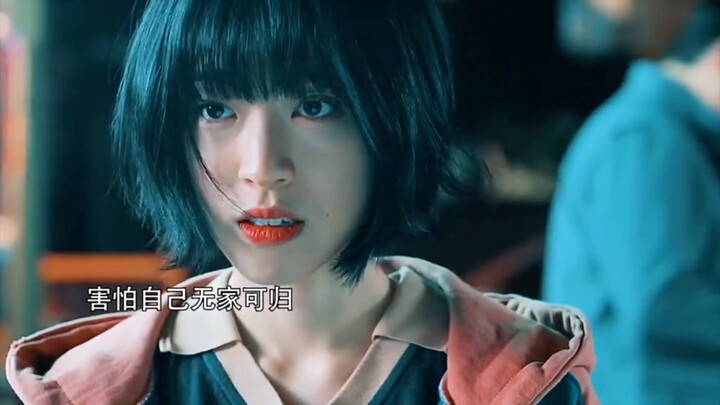 لا أحد في هذا العالم يُعاملك بلطف بلا سبب؛ ما تظنه خلاصًا قد يكون مخلب شيطان #صوتٌ سحري