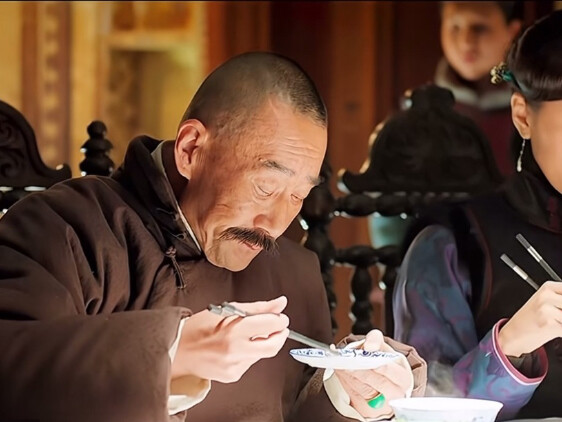 “知道为什么大帅张作霖不用他了吗？”