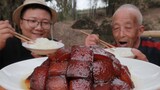 100 tệ mua 2kg thịt ba chỉ làm món “Thịt Kho Tàu Mao” béo không ngán