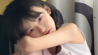 完了完了。这一跤摔的、洋相出尽了。#刘格格 #母女日常