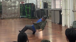 جلب موسيقى البوب إلى الحرم الجامعي