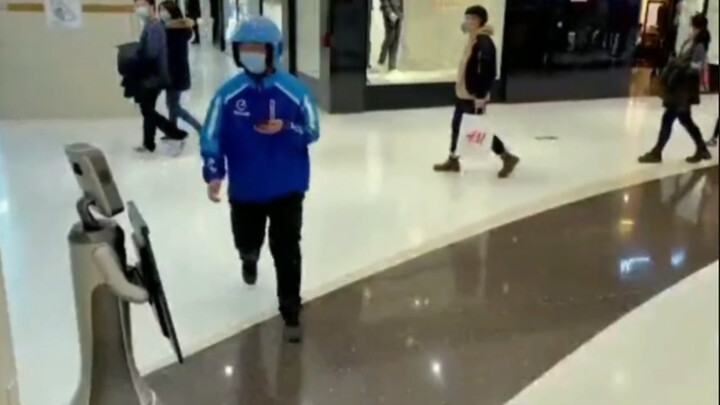 แม้ชีวิตจะยากลำบาก แต่ก็ขอให้ดูแลตัวเองให้ดีนะ