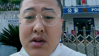 相信公安 相信党 诈p没有好下场！9月3号在天津订购一批进口啤酒。低于市场成交价！中间人没有过交易往来。车装好后打款被卸车。仓库称其没有收到货款！