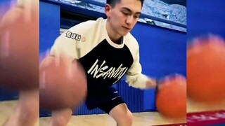 “篮球判官孙世睿锐评亚翰刘智杰百分大战，放言与亚翰对决让四十分依旧能去得胜利” 抖音百分大战  刘智杰  孙世睿