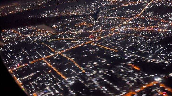 Đừng xem ai đó là cả thế giới, biết đâu ngày mai một mình chơi vơi..