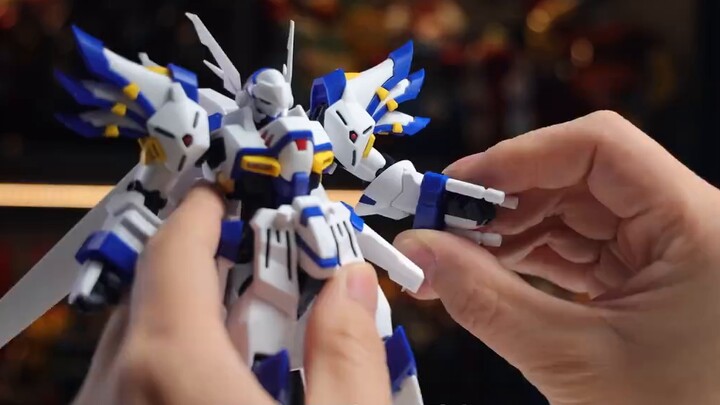 The only thing that remains unchanged is the price. Bandai HG Robot Wars OG White Knight shares