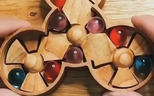 mainan kayu
