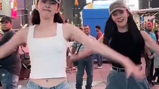 Lee Hyeri | Let's go home and teach Soobin how to dance, haha