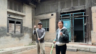 Đến năm thứ năm mươi tư đời Càn Long, cuối cùng ông đã đạt được thỏa thuận với chủ nhân ngôi nhà cũ,
