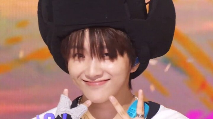 Mengganti pintu lagi BOYNEXTDOOR 'One and Only' 230611 orang bernyanyi panggung