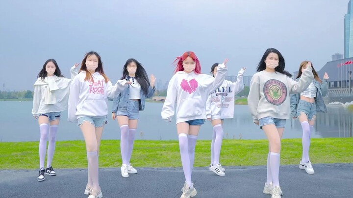 คอมเมนต์บอกว่าใครคือผู้เล่นยอดเยี่ยมตลอดทั้งเกมในใจคุณ~ หรือจะบอกว่าใครเก่งเรื่องแอบอู้ก็ได้นะ! ฮ่าฮ