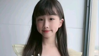 Điệu nhảy cử chỉ đau lòng của Xiaoxin
