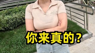 Delivery guy flirts with a beautiful female customer—only to get badly beaten!