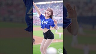 각도 살아있네ㅋㅋ #최홍라 #치어리더
