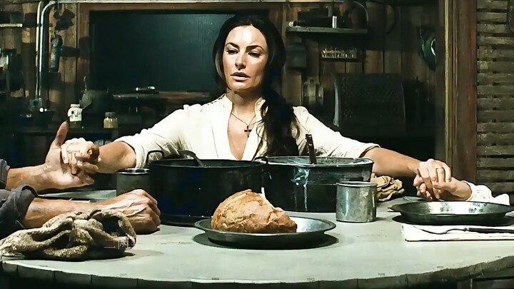 A man accidentally falls into a vampire lair and is transformed into an entirely new species by the 