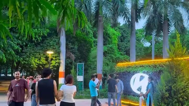 laser valley Park sector 29