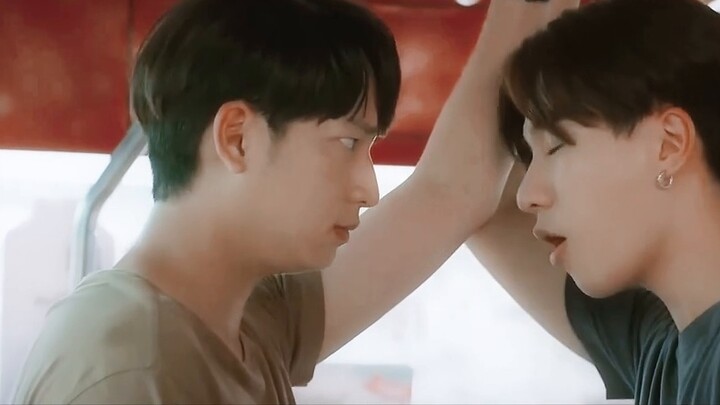Chính thức hẹn hò! Cùng chúc mừng cặp đôi này xql nhé! Hai bạn đã yêu nhau say đắm trên khắp thế giớ