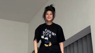 【Moon】LALALI｜SEVENTEEN｜翻跳｜这支舞唯一的缺点被我找到了 就是会把我的双下巴跳出来！我恨。