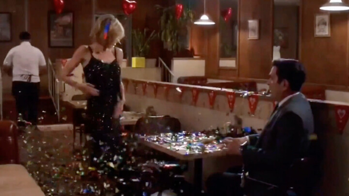 كنت أظن في البداية أنها ستفقد عشاءً مخيبًا، لكن زوجتي العزيزة فاجأتني بمفاجأة كبيرة، من الصعب ألا أح