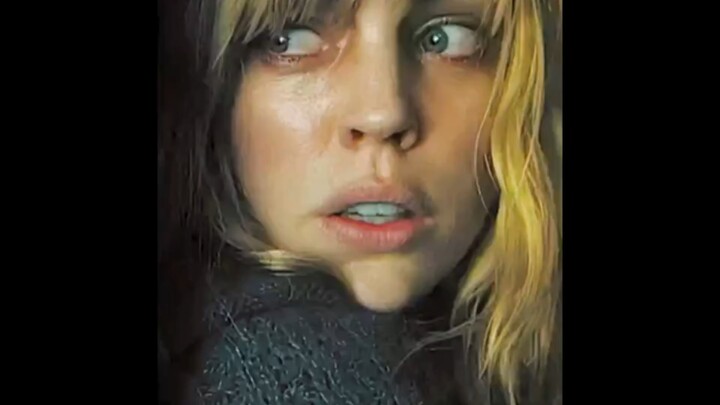 Cô gái không thể chấp nhận cái kết chết chóc, cố gắng thay đổi số phận qua những giấc mơ nhưng lại b