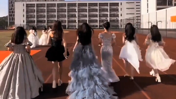 في هذه اللحظة، أكملتَ مراسم البلوغ.