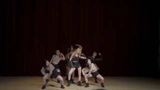 Pertunjukan klub tari Universitas Korea blackpink+NewJeans+BoA