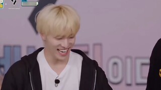 [Cảnh nổi tiếng của khủng long] Ưu điểm: có 12 anh em, Nhược điểm: có 12 anh em.