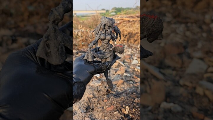 I picked up Madoka and brought her home just to wash her up and have some fun!