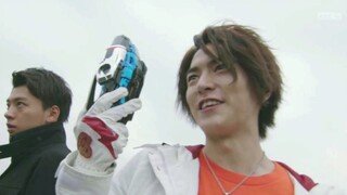 【drive/进刚】Come and listen to Gang calling Jin哥! Listen to it all at once! (Don’t miss the little eas