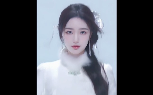 难怪 皇帝下那么多次江南，要是我不得天天在呆着哪里不走了，婀娜娉婷，摇曳生姿，顾盼生辉，端庄典雅，把中国古典韵味发挥到了极致，Ai已经能充分把那个韵味拿捏了