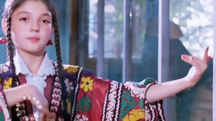 Iranian aesthetic cinema—every single frame is a visual feast.