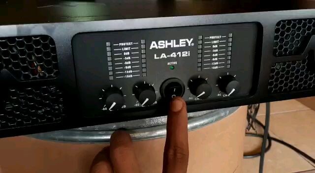 check sound ashley LA 412i