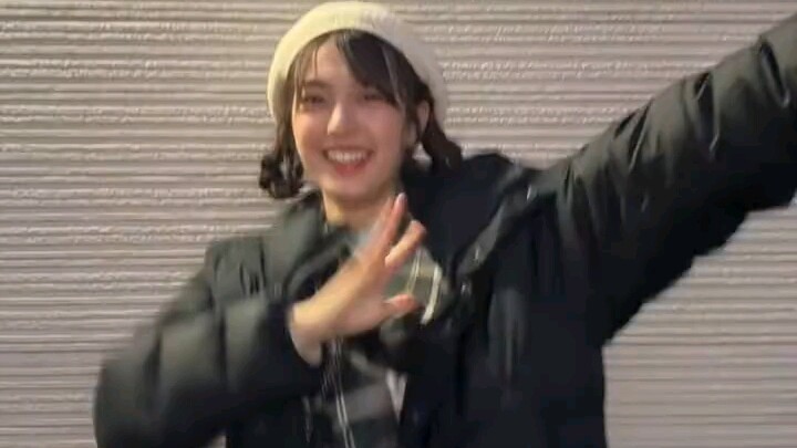 Ninh Mộng nhảy điệu múa của Hoàng Huy Giả