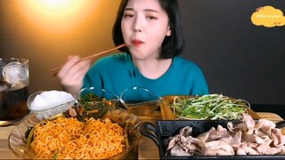 Mì trộn bibimmyeon củ cải non và thịt 3 chỉ thái mỏng 3 #amthuc