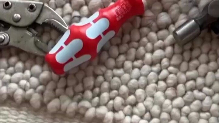 I don't know how to open this